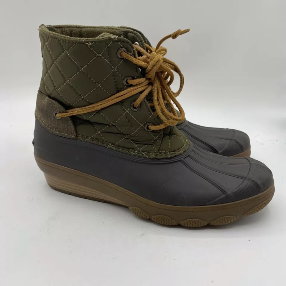 Sperry Women's Saltwater Quilted Nylon Rain Boot, Olive Green Size 9-US